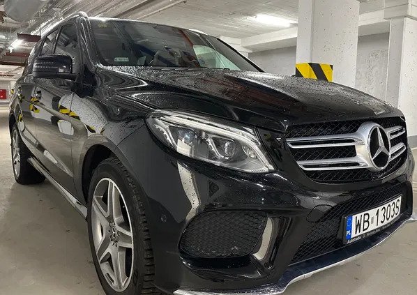 mercedes benz gle Mercedes-Benz GLE cena 199000 przebieg: 139000, rok produkcji 2018 z Biskupiec